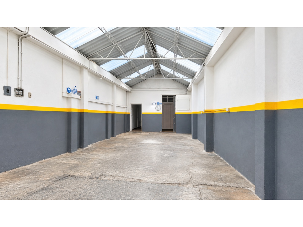BODEGA CON VIVIENDA EN VENTA | SAN FELIPE - 1