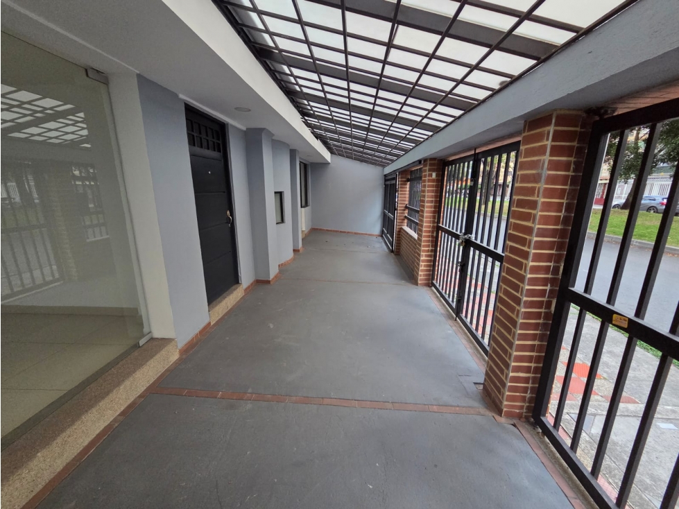 EDIFICIO COMERCIAL Y RESIDENCIAL EN VENTA | BOGOTÁ