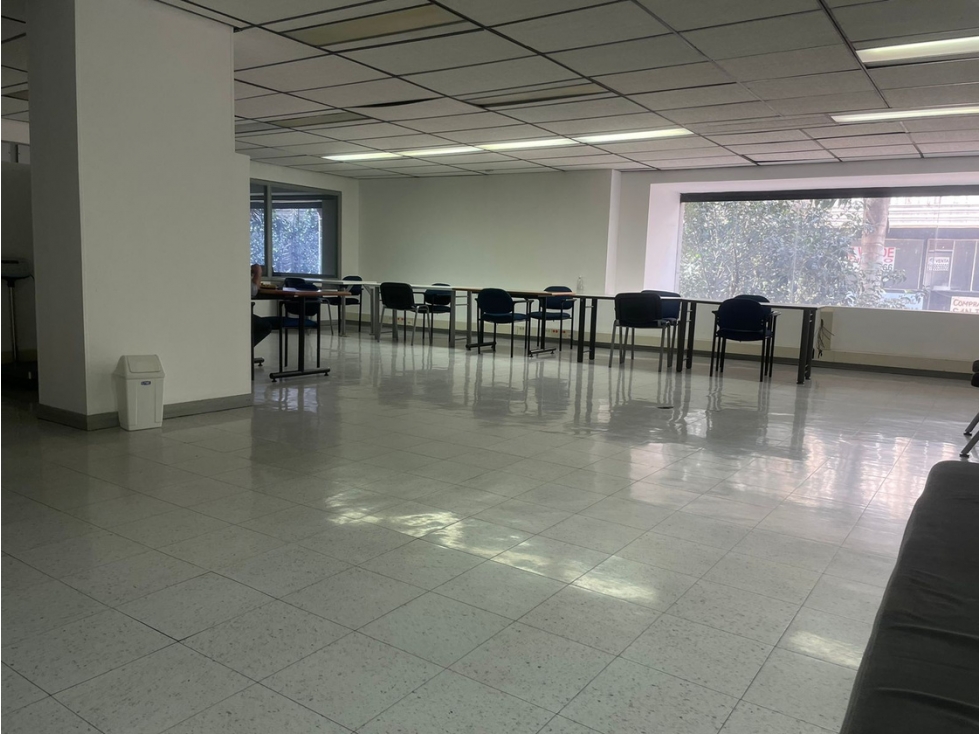 LOCAL EN ARRIENDO, AVENIDA JIMENEZ, ZONA FINANCIERA Y COMERCIAL - 1