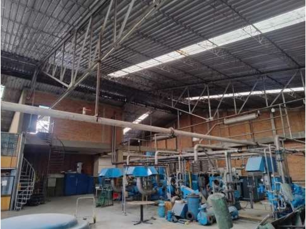 BODEGA EN ARRIENDO, MONTEVIDEO, 500 KVA — foto 2