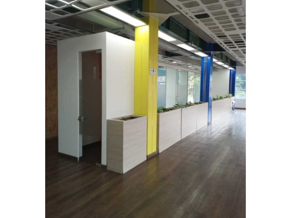 OFICINA EN ARRIENDO, CHICO NAVARRA, SECTOR FINANCIERO Y COMERCIAL — foto 3