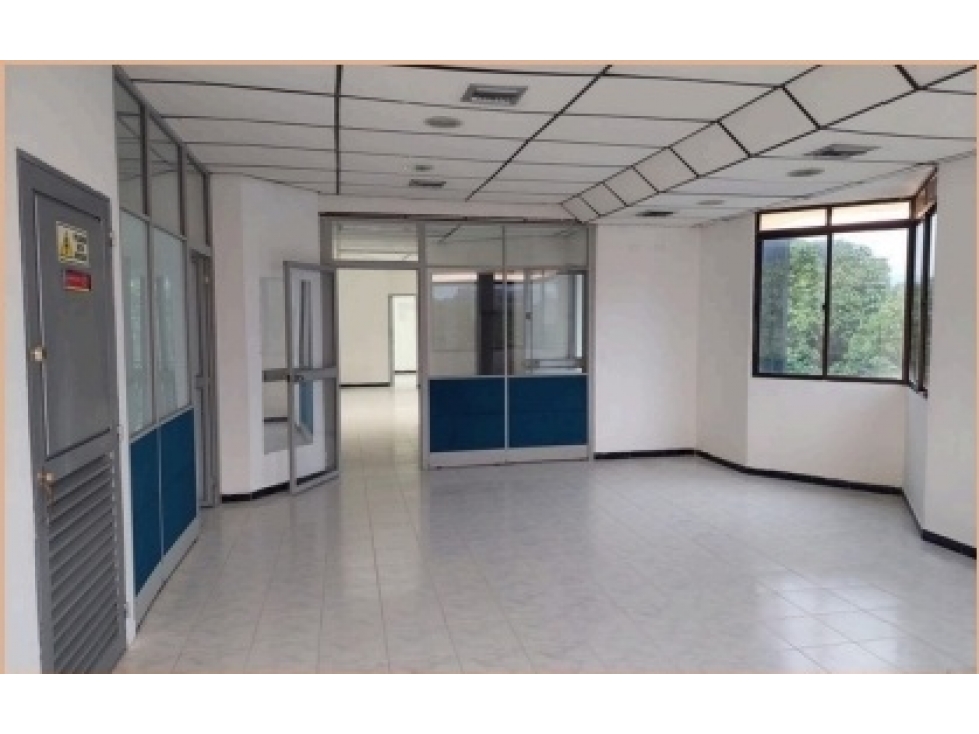 OFICINA EN ARRIENDO | VILLAVICENCIO | PISO 3 - 4