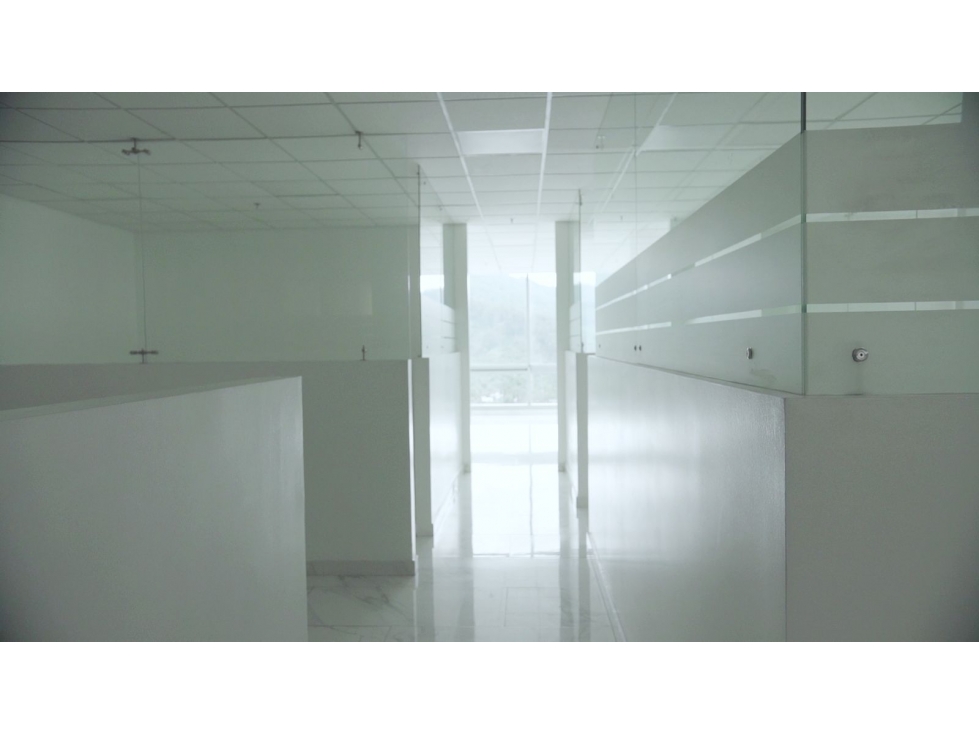 OFICINA EN ARRIENDO 183 M2, PARQUE EMPRESARIAL, USAQUEN