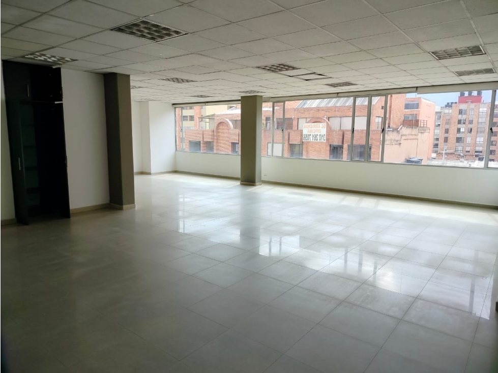 OFICINA 100 M2 EN ARRIENDO - SECTOR EL LAGO - CHAPINERO — foto 2