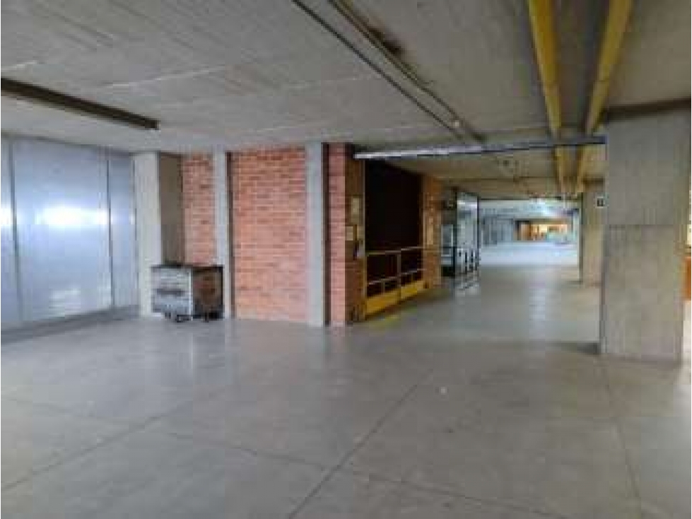 BODEGA EN ARRIENDO, MONTEVIDEO, 500 KVA — foto 6