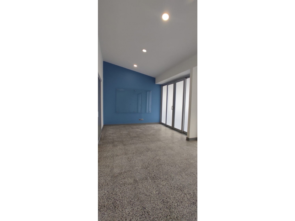 EDIFICIO EN VENTA - VILLAVICENCIO - 2