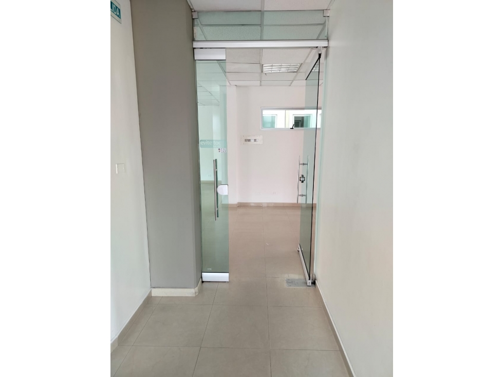 OFICINA 100 M2 EN ARRIENDO - SECTOR EL LAGO - CHAPINERO — foto 4