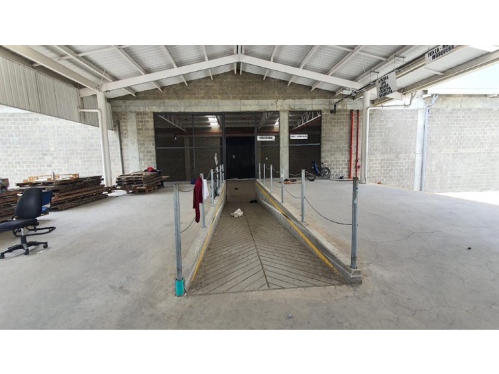 PLATAFORMA CROSS DOCKING + BODEGA EN ARRIENDO, SIBERIA - 2