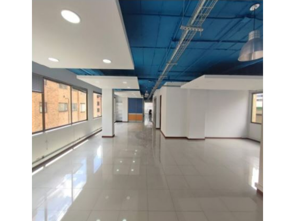 OFICINA EN ARRIENDO? SECTOR LA PORCIÚNCULA — foto 4