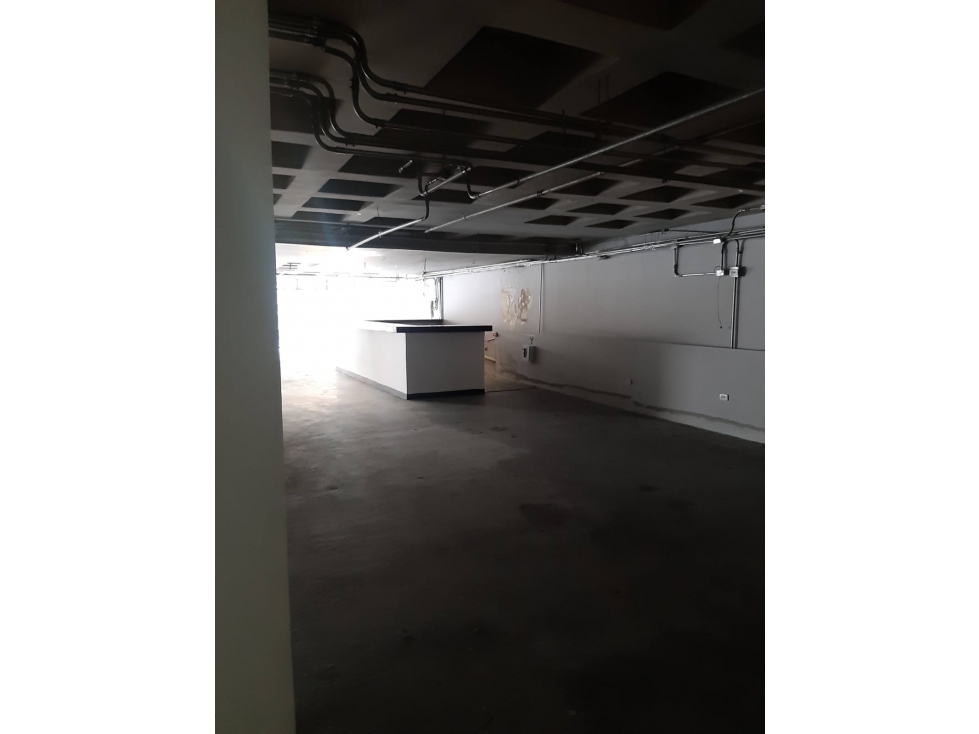 LOCAL CON BODEGA EN ARRIENDO, CENTRO DE BOGOTA — foto 6