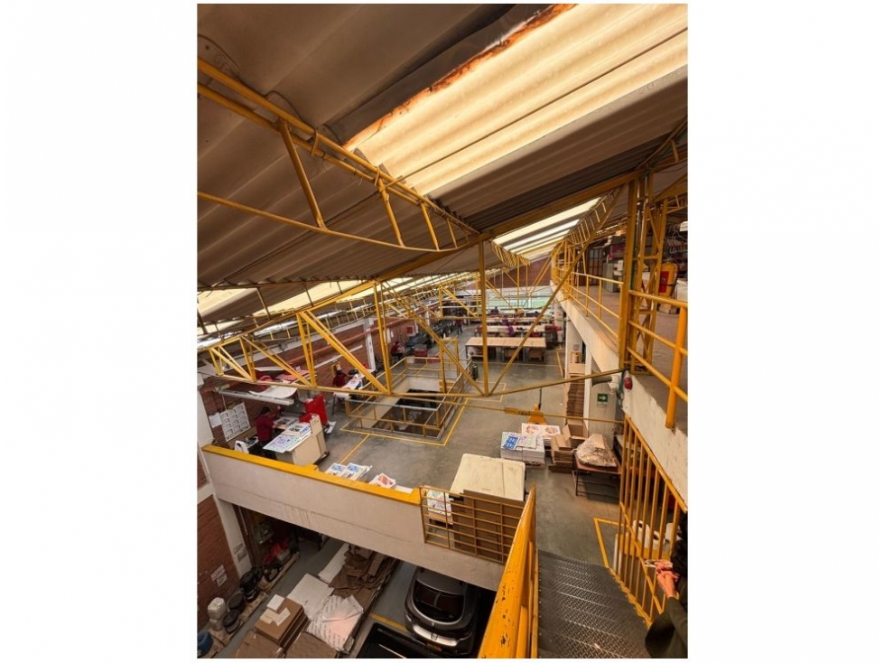 BODEGA EN VENTA, PUENTE ARANDA, ZONA INDUSTRIAL