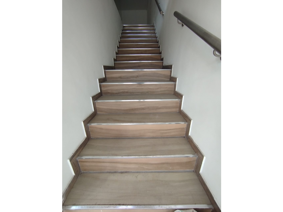 OFICINA CON LOCAL EN ARRIENDO, VILLAVICENCIO - 3