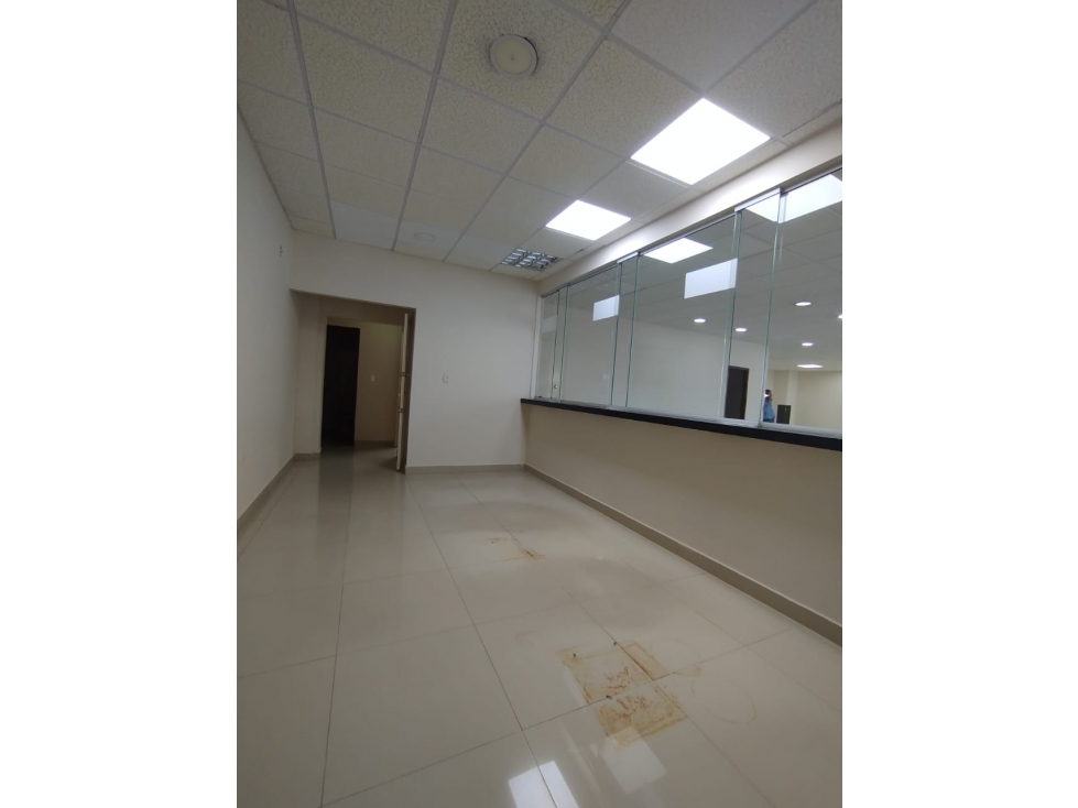 EXCELENTE OPORTUNIDAD DE LOCAL COMERCIAL EN ARRIENDO, VILLAVICENCIO - 5