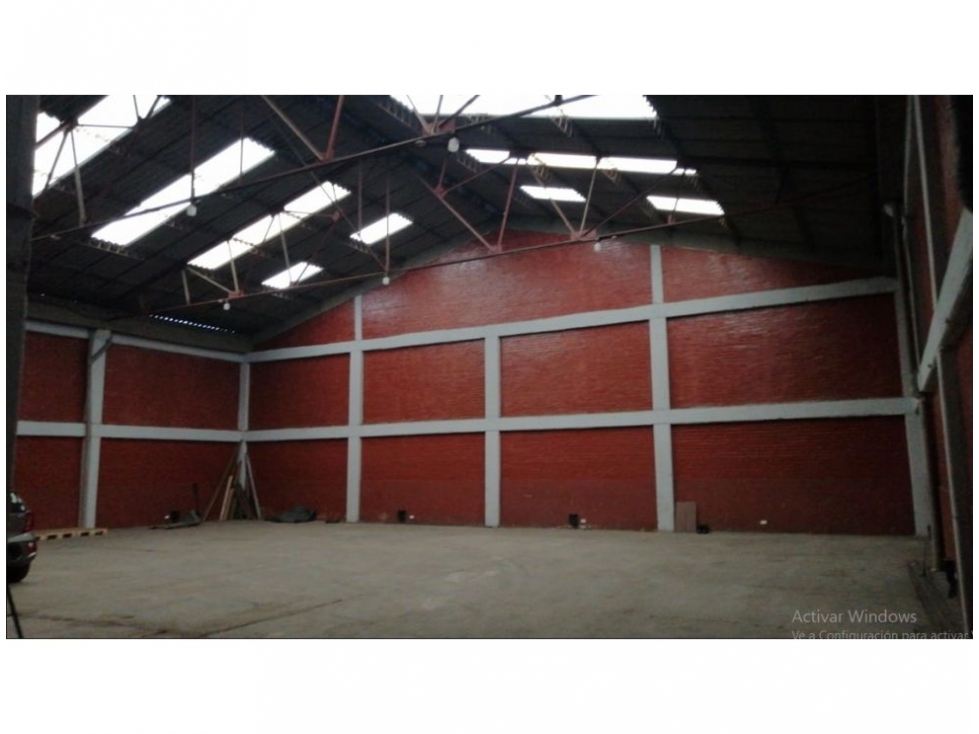 BODEGA INDUSTRIAL DE 630 M², FONTIBÓN — foto 3