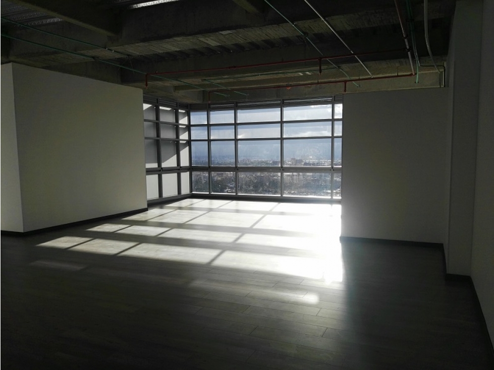 OFICINA EN ARRIENDO 268 M2, PARQUE EMPRESARIAL, USAQUEN