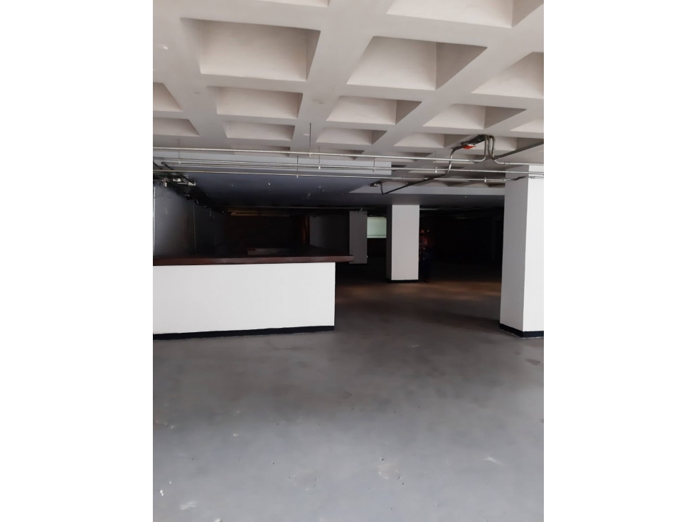 LOCAL CON BODEGA EN ARRIENDO, CENTRO DE BOGOTA — foto 4