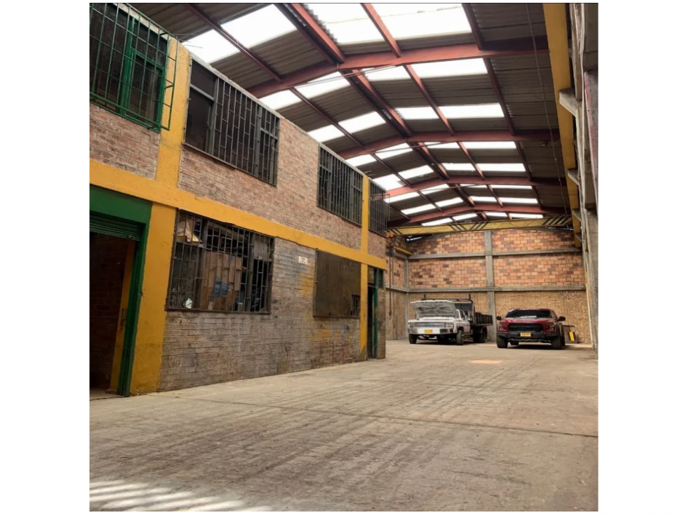 BODEGA COMERCIAL E INDUSTRIAL EN VENTA, SECTOR RICAURTE