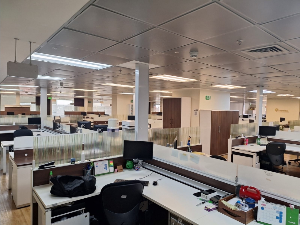 OFICINA EN VENTA, SECTOR FINANCIERO Y COMERCIAL — foto 3