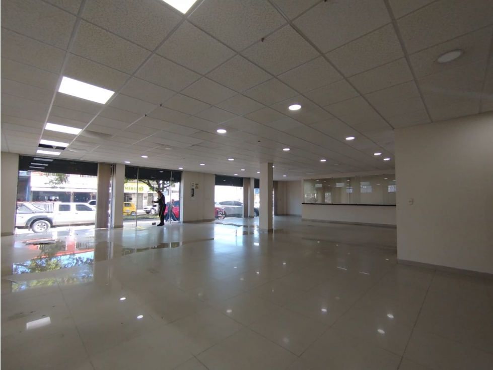 EXCELENTE OPORTUNIDAD DE LOCAL COMERCIAL EN ARRIENDO, VILLAVICENCIO - 1