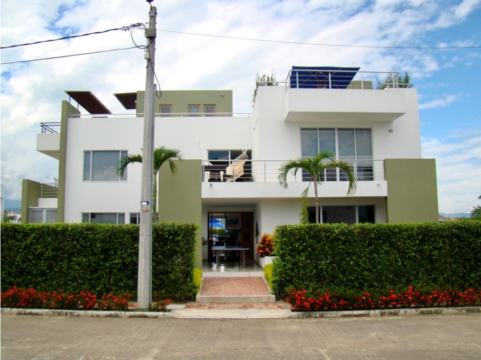 ARRIENDO ESPECTACULAR CASA CAMPESTRE EN ANAPOIMA CUNDINAMARCA - 1