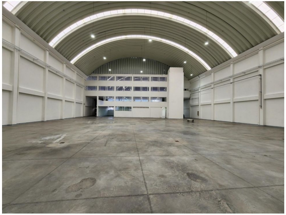 BODEGA INDUSTRIAL EN VENTA, EXCELENTE UBICACION EN PUENTE ARANDA — foto 2