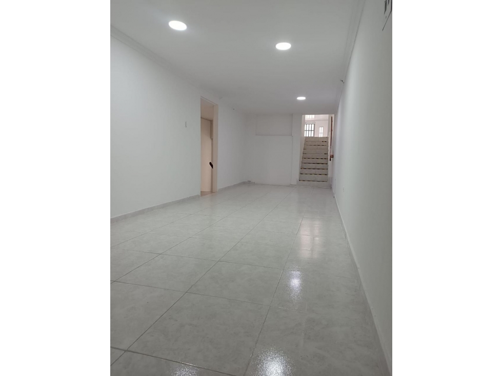 LOCAL EN ARRIENDO, VILLAVICENCIO - 2
