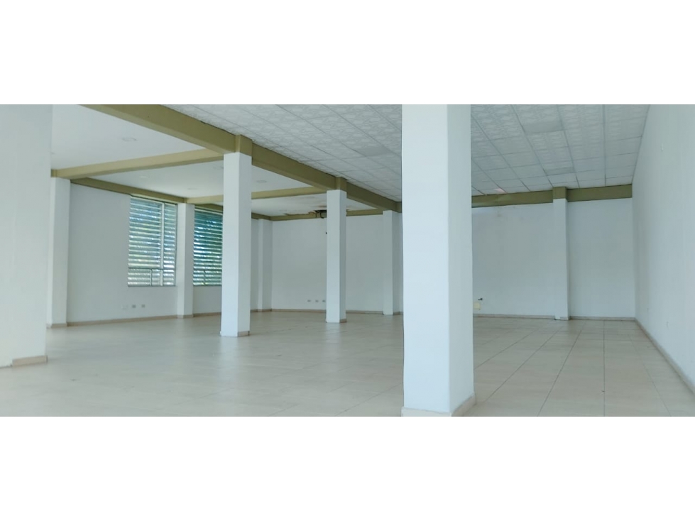 LOCAL U OFICINA EN ARRIENDO VILLAVICENCIO - 2