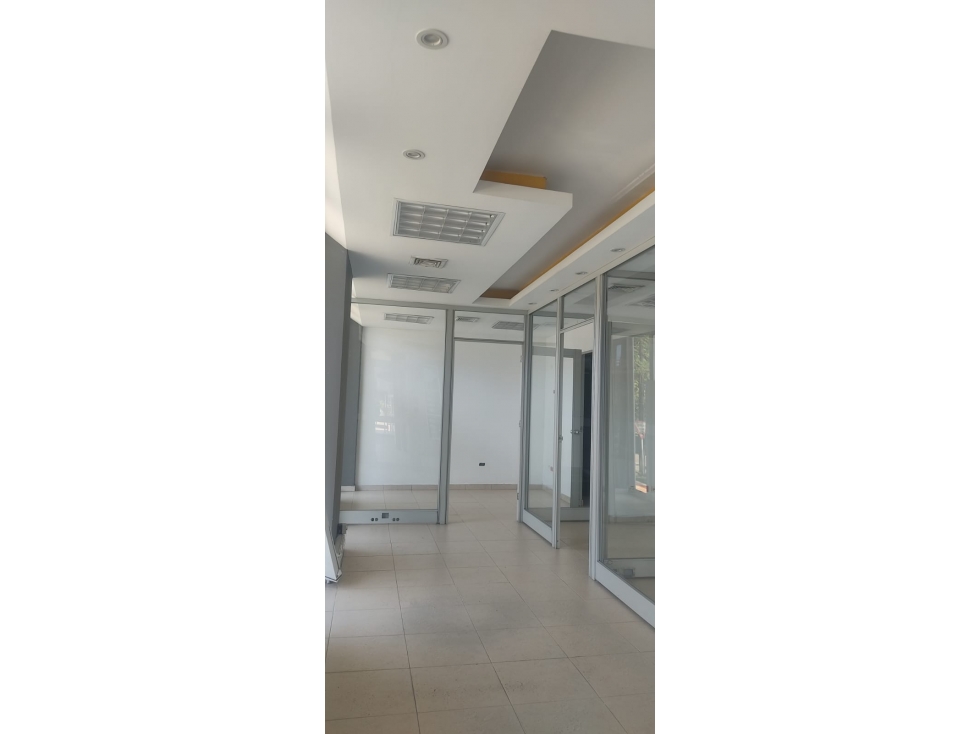 LOCAL U OFICINA EN ARRIENDO VILLAVICENCIO - 4