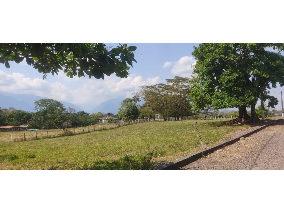 EXCELENTES LOTES RURALES - EN VENTA - VIA RESTREPO - 1