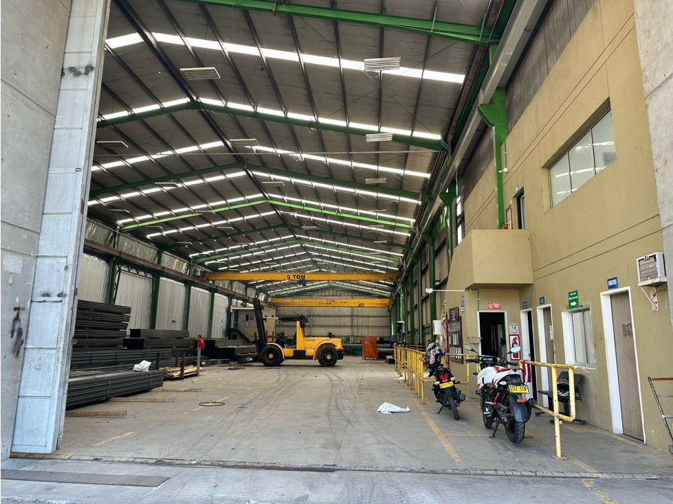 BODEGA EN ARRIENDO MEDELLIN - 3