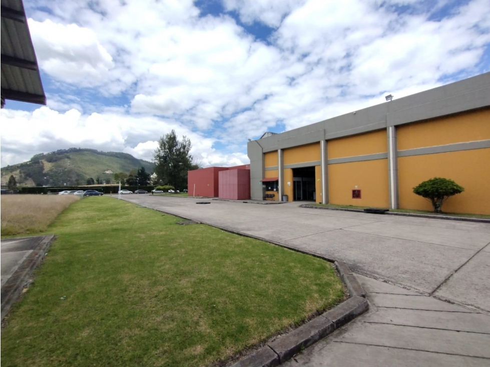 BODEGA INDUSTRIAL EN VENTA EN SOPO - 6