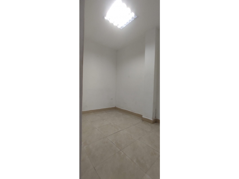 LOCAL EN ARRIENDO, SECTOR BARZAL, VILLAVICENCIO - 3