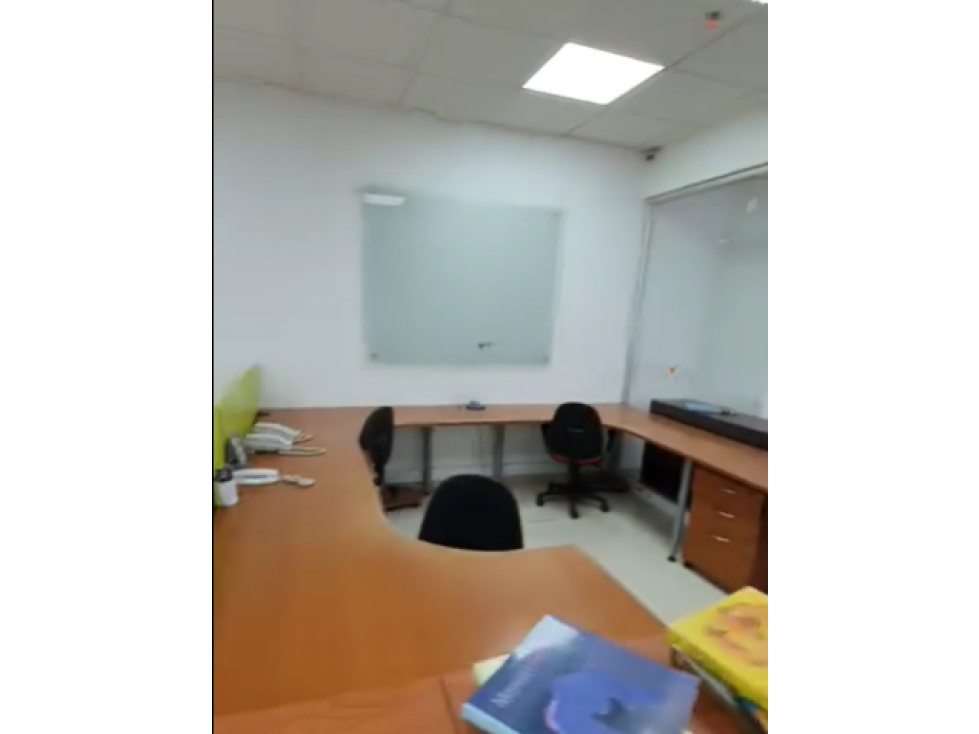 OFICINA DE 98 M2 EN VENTA, SECTOR PEPE SIERRA — foto 4