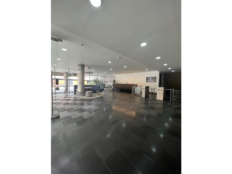 OFICINA 177 M2 EN ARRIENDO, CHICO NORTE, ZONA EMPRESARIAL — foto 4