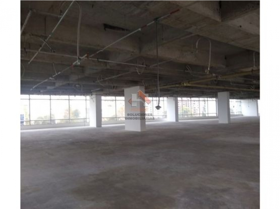 ESPECTACULAR EDIFICIO CON AREA 14.274 M2 ($70.000*M2) EN FLORESTA - 2