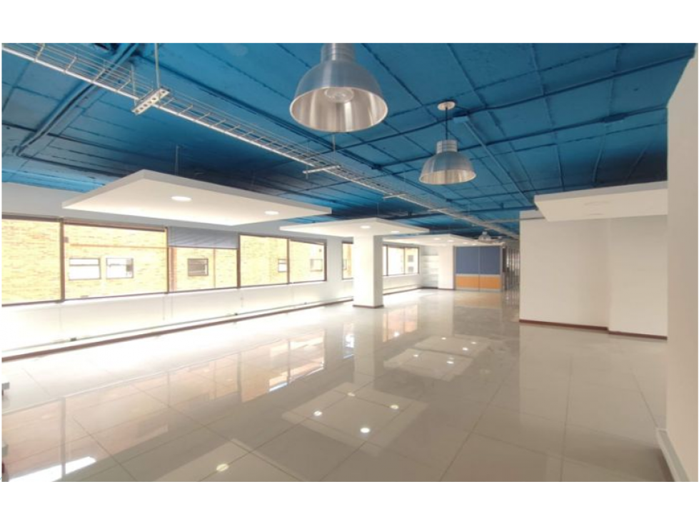 Oficina Corporativa Arriendo 380 m² en Zona Financiera - chapinero