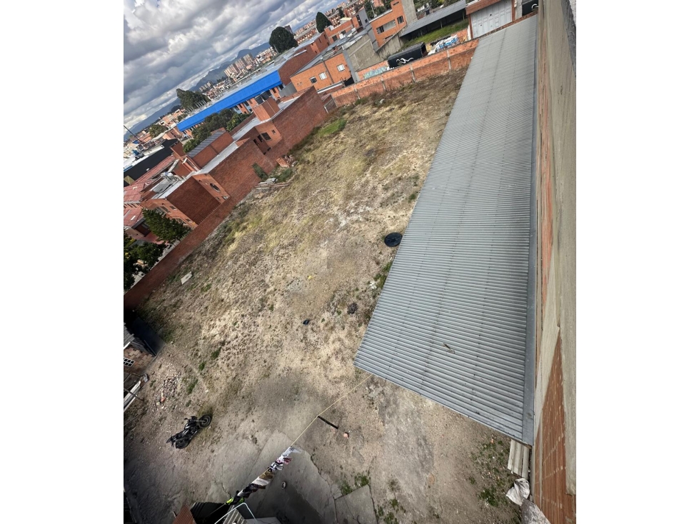 LOTE INDUSTRIAL EN VENTA, SECTOR ENGATIVA — foto 2