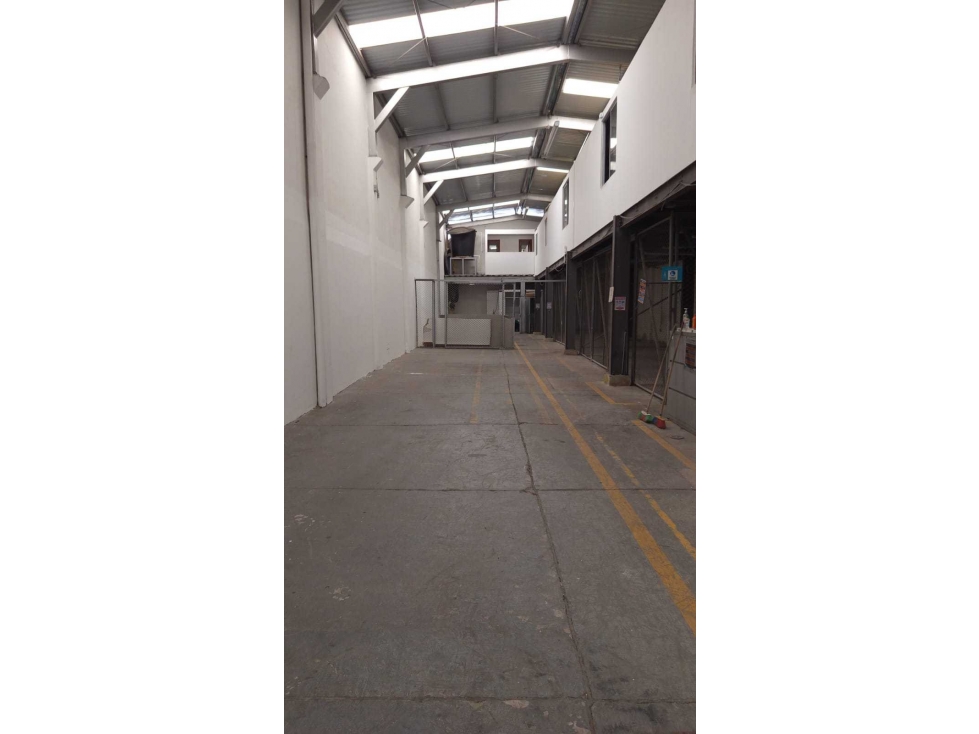 Bodega en venta, Las ferias, 540m2, Comercial