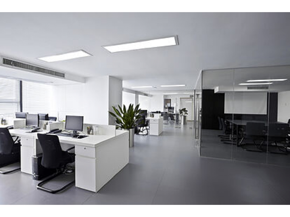 OFICINA EN ARRIENDO | SECTOR CHICÓ — foto 3