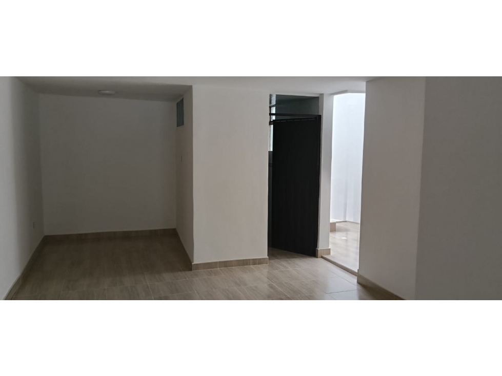 LOCAL COMERCIAL EN VENTA | KENNEDY CENTRAL — foto 2