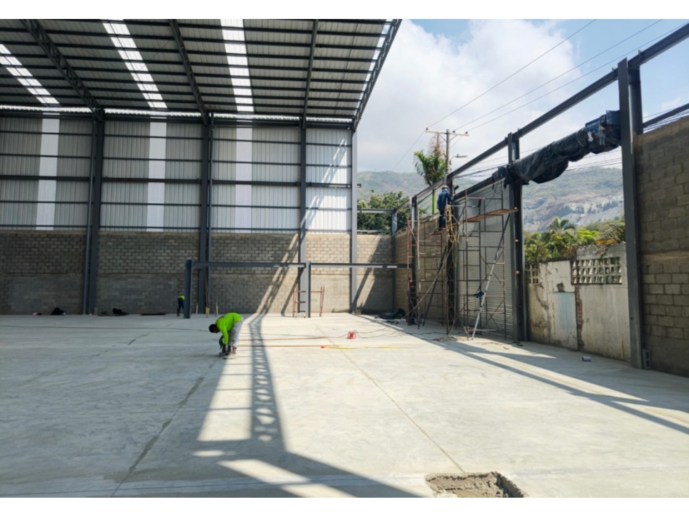 BODEGA INDUSTRIAL EN ARRIENDO YUMBO — foto 2