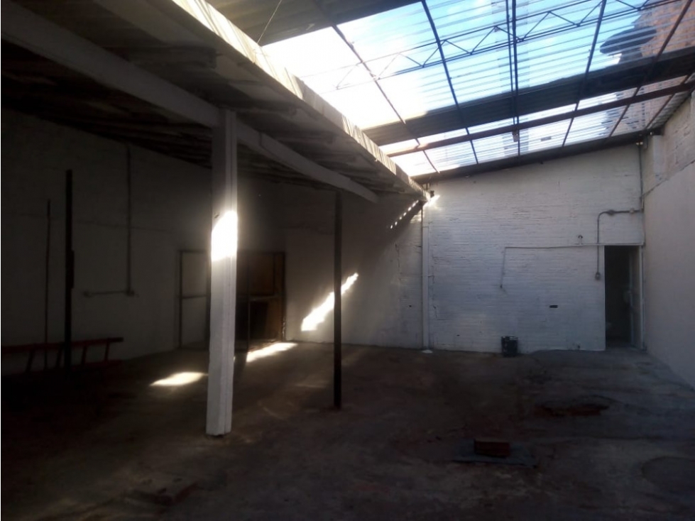 BODEGA EN ARRIENDO LAS FERIAS — foto 2