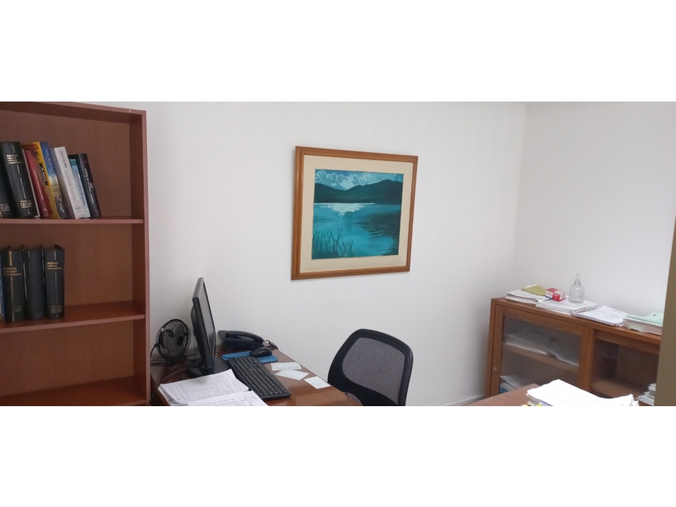 CASA PARA OFICINAS ARRIENDO EL LAGO, BOGOTÁ — foto 2