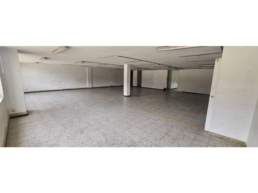 LOCAL EN ARRIENDO FUNZA - 3