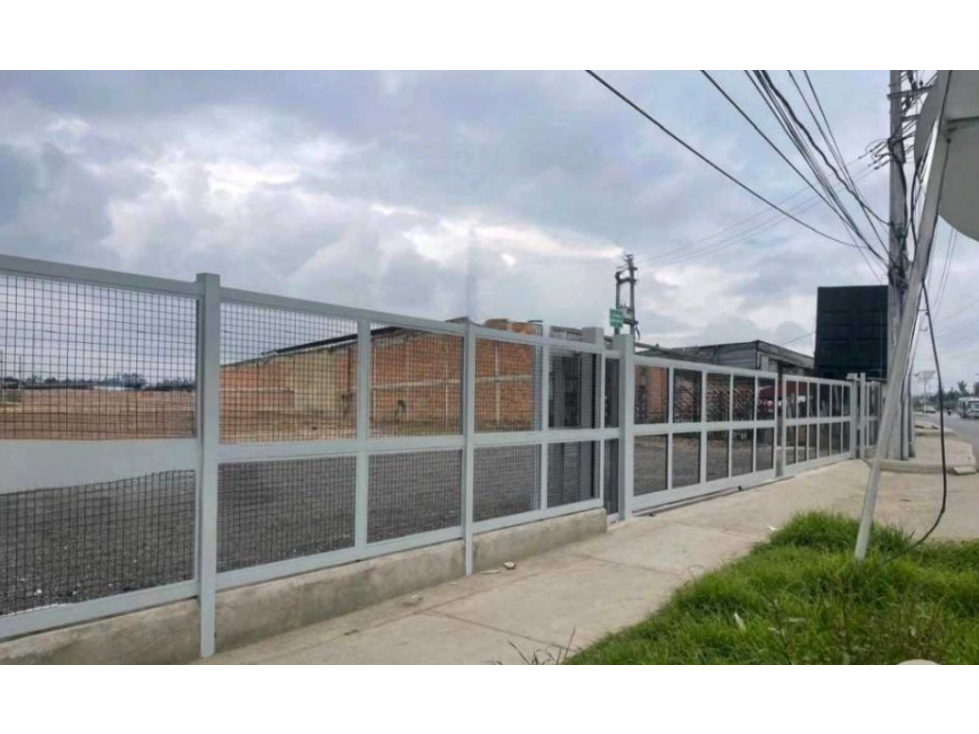 LOTE COMERCIAL EN ARRIENDO MOSQUERA - 2