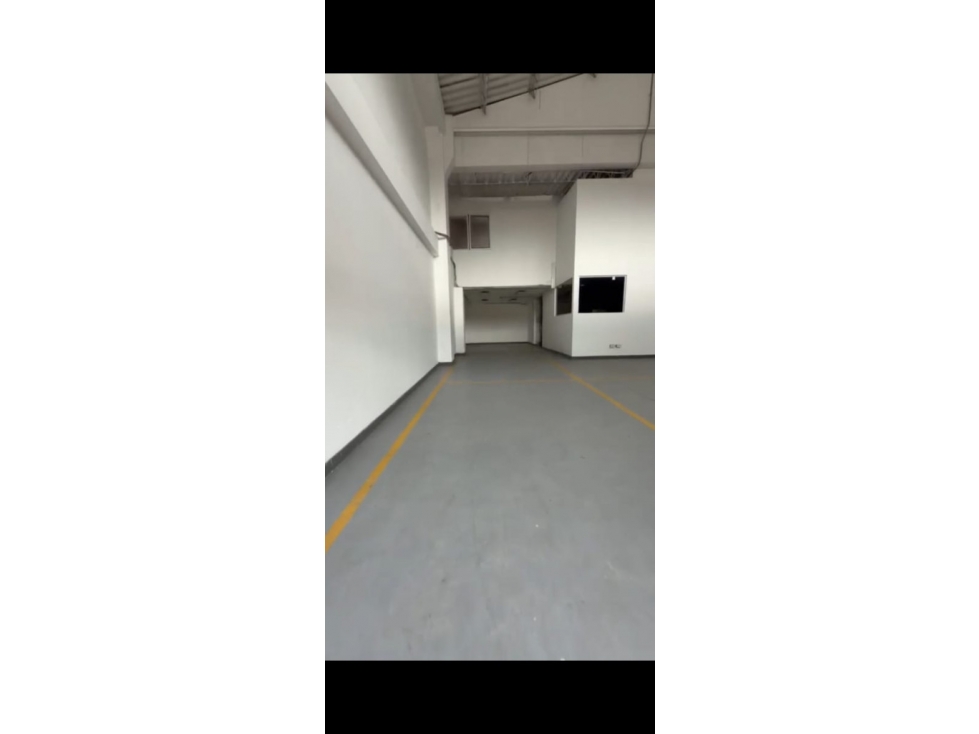 BODEGA EN ARRIENDO MORATO, SUBA — foto 2