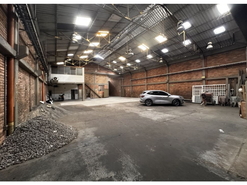 BODEGA INDUSTRIAL EN ARRIENDO PUENTE ARANDA, BOGOTÁ — foto 2