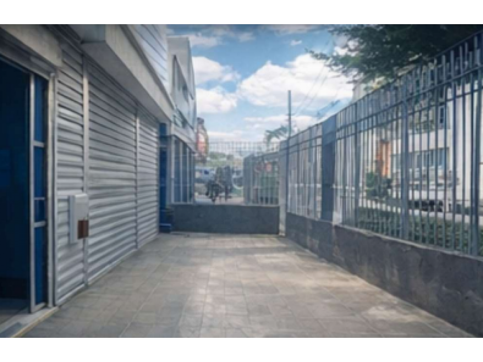 EDIFICIO CORPORATIVO EN ARRIENDO CON - SIN MOBILIARIO - 2
