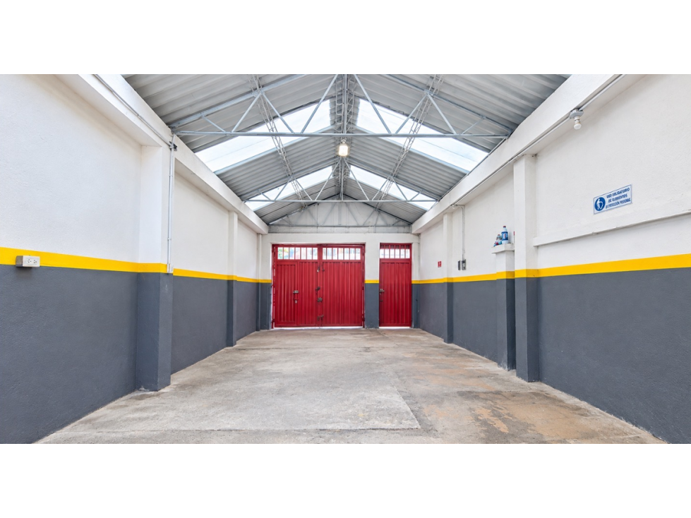 BODEGA CON VIVIENDA EN VENTA | SAN FELIPE - 2
