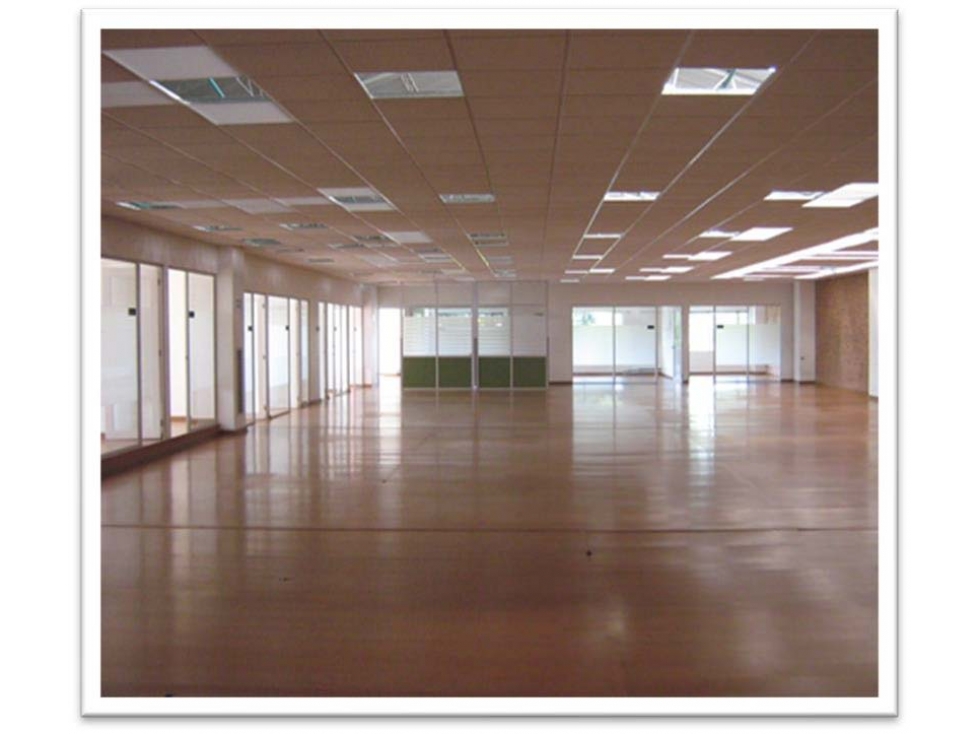 OFICINA 1.331 M² EN ARRIENDO, LA FLORESTA